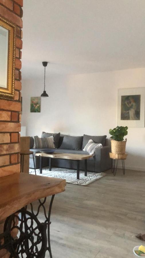 Apartament Goscinne Sady Malbork Exterior foto